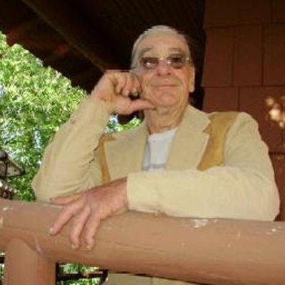 Profile Picture of Rev. Michael Arnholt (@RevMichael8) on Twitter