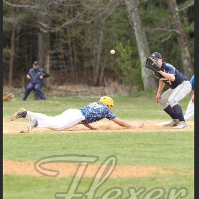 Profile Picture of Aaron DeAngelo (@21DeAngelo) on Twitter