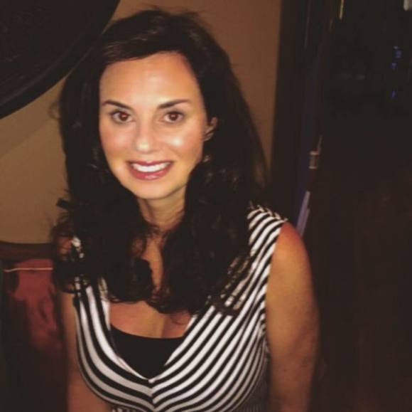 Profile Picture of Susan Blaydes (@susanblaydes) on Poshmark