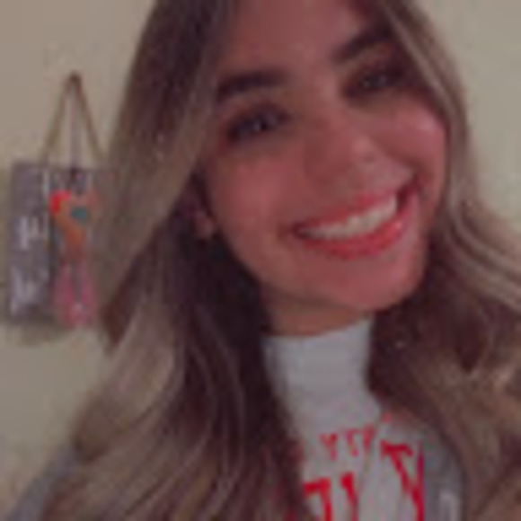 Profile Picture of Cindy Sanchez (@cindymsanchez0) on Poshmark