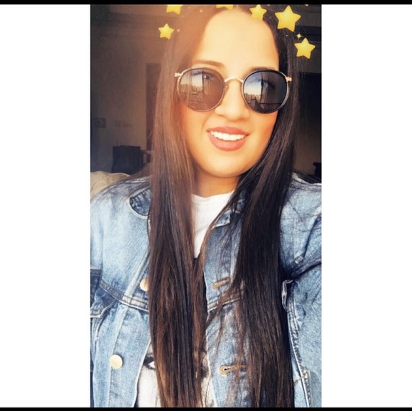 Profile Picture of Tala Daoudi (@taladaoudi) on Poshmark