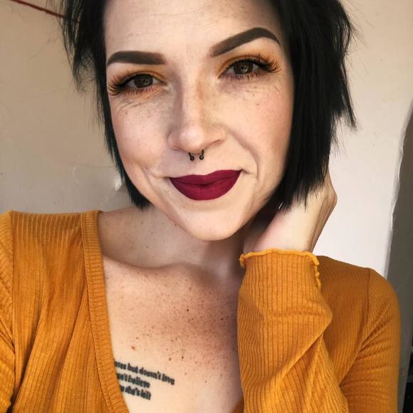 Profile Picture of Khrystian Burkhart (@khrystian_b) on Poshmark