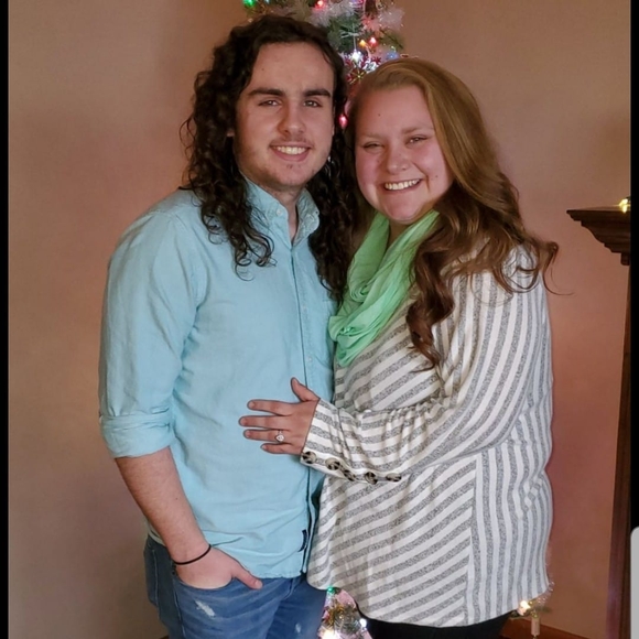 Profile Picture of Brittany lyn Steinbrunner (@brittlyn12345) on Poshmark
