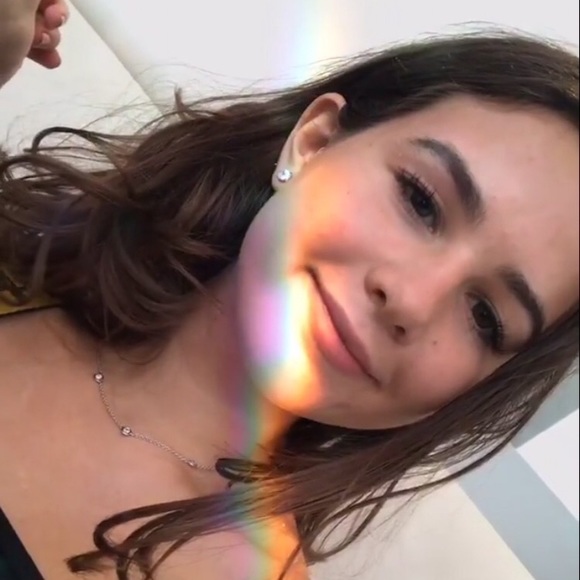 Profile Picture of Amanda Perl (@aperl95) on Poshmark