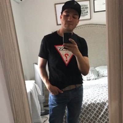 Profile Picture of Joel Montemayor (@belekoyz) on Twitter