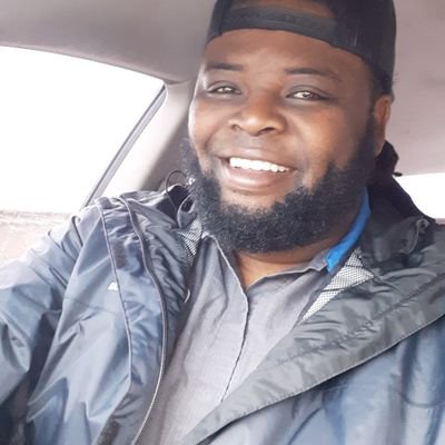 Profile Picture of Terrence Mullins (@tmrelaxed24) on Twitter