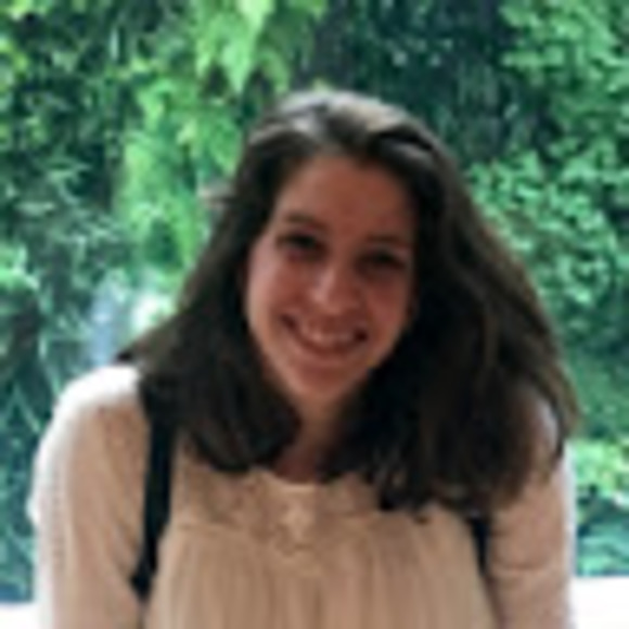 Profile Picture of Zoe Weitzman (@z_weitzman) on Poshmark