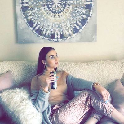 Profile Picture of Katy Duncan (@KatyJoyDuncan) on Twitter
