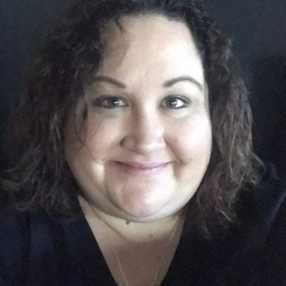 Stacey Blake - Poshmark Profile Picture of Stacey Blake (@staceyblake) on Poshmark