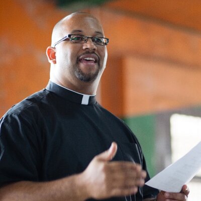 Profile Picture of R. DeAndre Johnson (@RDeAndreJohnson) on Twitter