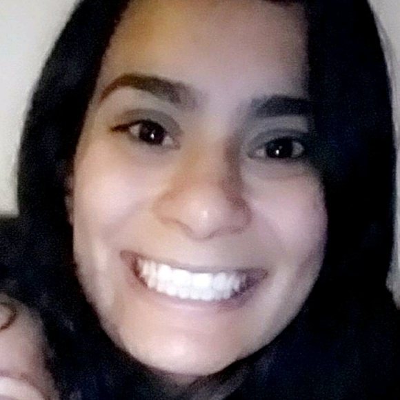 Cheyenne Sims - Poshmark Profile Picture of Cheyenne Sims (@cheyy0222) on Poshmark