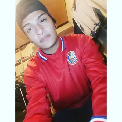 Profile Picture of Adonis Reyes (@adonislda) on Twitter