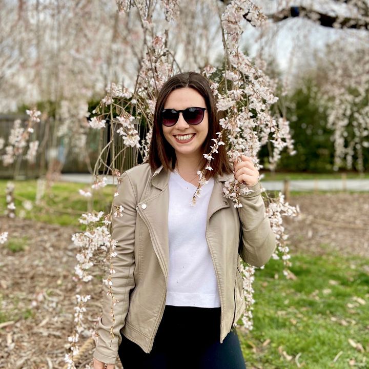 Profile Picture of Hannah Goldstein (@@hangoldstein) on Tiktok
