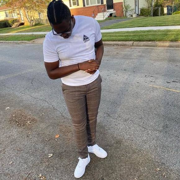 Christopher Sherrod - Poshmark Profile Picture of Christopher Sherrod (@lildrummer75) on Poshmark