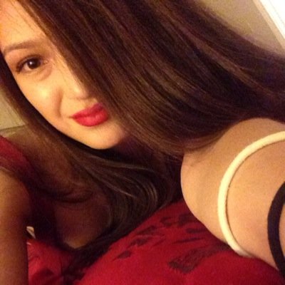 Profile Picture of Mitzi Alvarez (@mitzia94) on Twitter