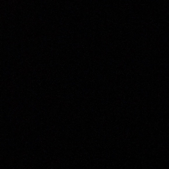 Profile Picture of Halle Dicrosta (@hallebd) on Poshmark