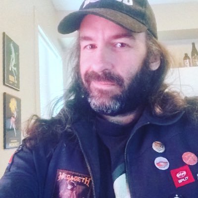 Profile Picture of André Gagné (@facedebarbe) on Twitter