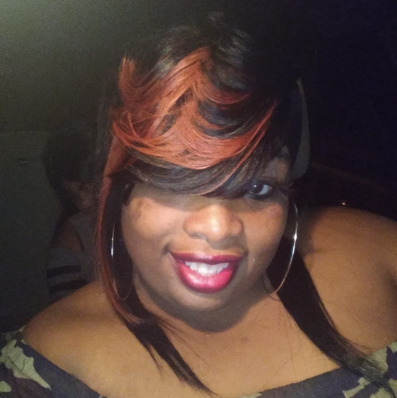 Monique nicole Wise - Poshmark Profile Picture of Monique nicole Wise (@monique_burris) on Poshmark