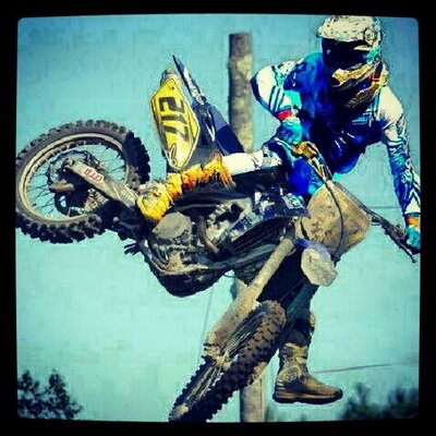 Profile Picture of Joel Stout (@dirtyboi217) on Twitter
