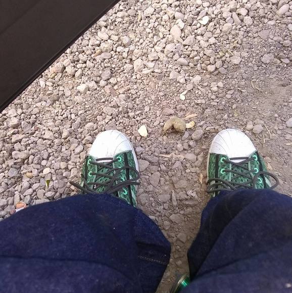 Profile Picture of Slap Slapp (@iknowthatyoudo) on Poshmark