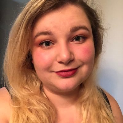 Profile Picture of  ✨Han ✨ (@hannah_a_marks) on Twitter