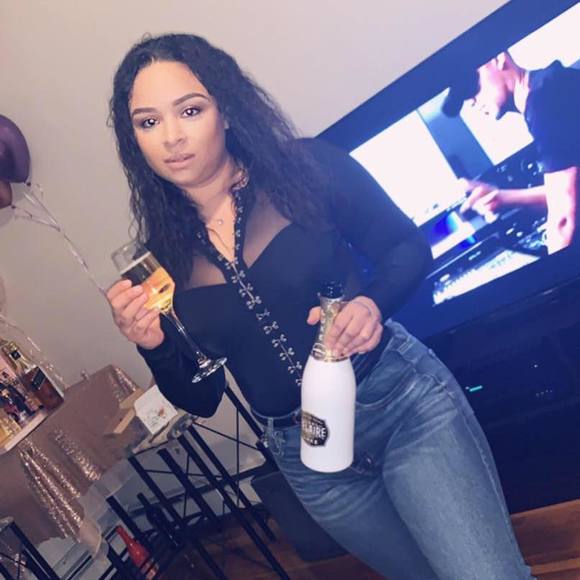 Profile Picture of Bibi Rodriguez (@bibirodrigue469) on Poshmark