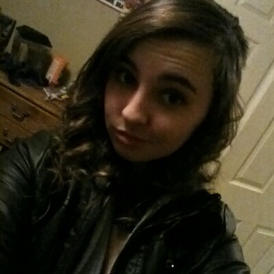 Profile Picture of Miranda Hendrix (@MillieHendrix13) on Twitter