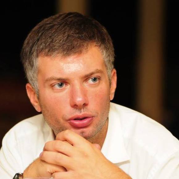 Vladimir Gusev - Poshmark Profile Picture of Vladimir Gusev (@vladimirgusev) on Poshmark