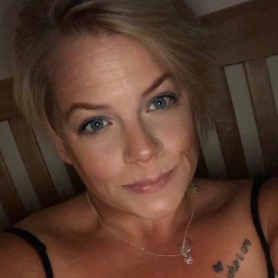 Profile Picture of Jo Hawkes (@hawkesjo1) on Twitter