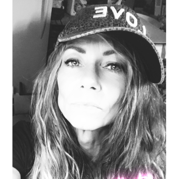 Profile Picture of Janie Pedigo (@janiepedigo1) on Poshmark