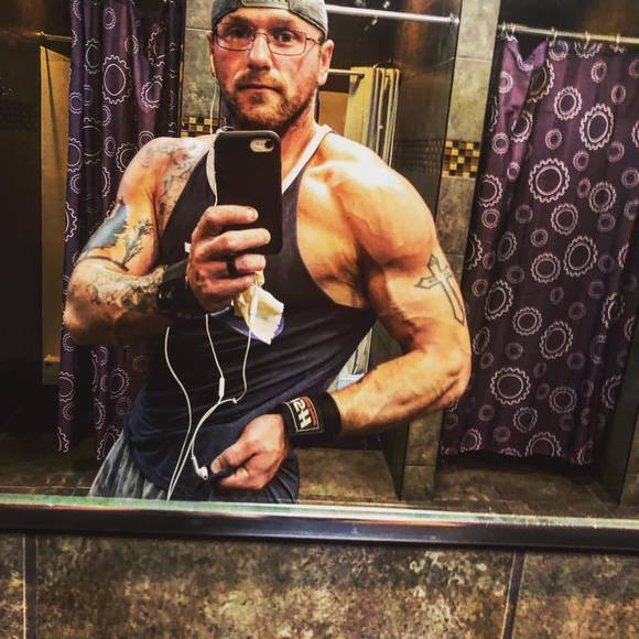Profile Picture of John Van dyke (@jvd7880) on Poshmark