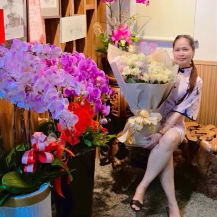 Profile Picture of kasingles (@kasingles) on Tiktok