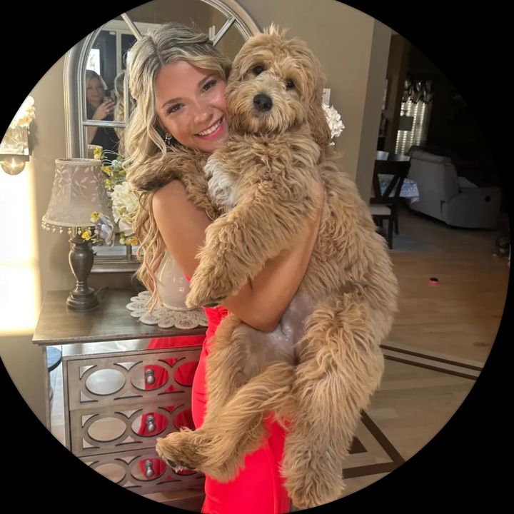 Profile Picture of Gabby (@.gabbyarevalo) on Tiktok