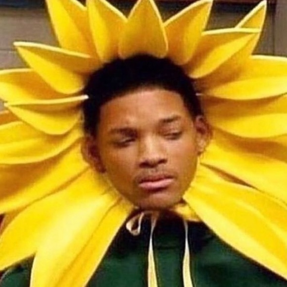 Profile Picture of Kaia Atton (@kaiaatton) on Poshmark