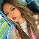 Profile Picture of ♥ 🄹🄴🄽🄽🄰 🄱🄴🄰🄽 ♥ (@jennastully) on Instagram