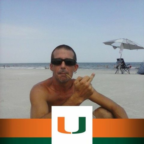 Profile Picture of Ray Bice (@raybice) on Poshmark