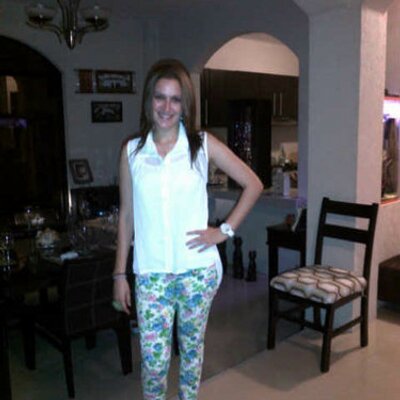 Profile Picture of Julia Llanes (@LlanesJulia) on Twitter