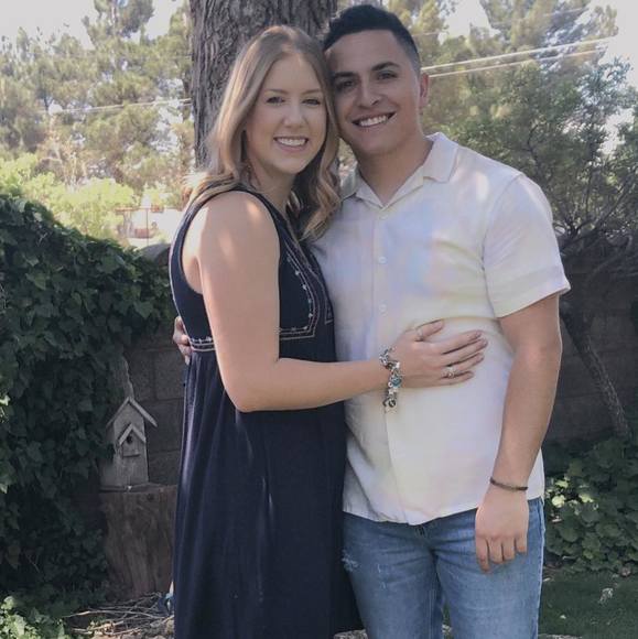 Profile Picture of Nathan Arrazate (@arrazatenathan) on Poshmark