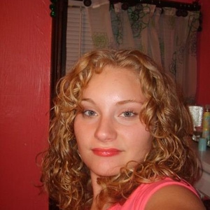 Profile Picture of Carolyn Hurt (@433711762) on Myspace