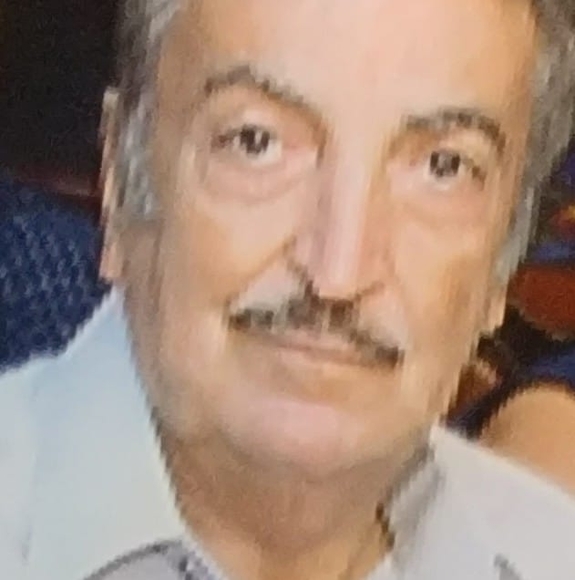 Profile Picture of Khosrow Paknoosh (@khosrowkhan1) on Poshmark
