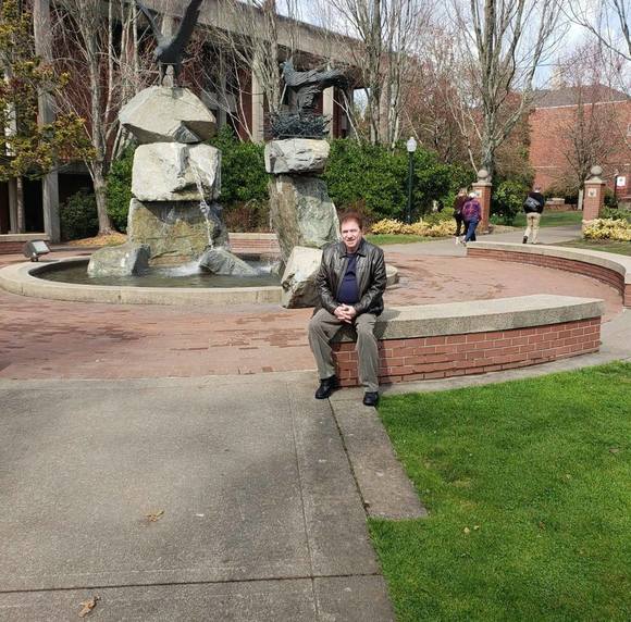 Profile Picture of Wael Alnazer (@waelalnazer) on Poshmark