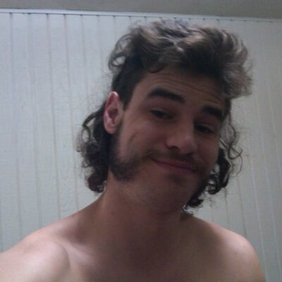 Profile Picture of Michael Broll (@StopDropnBroll) on Twitter