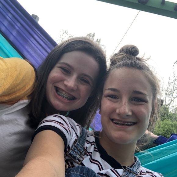 Profile Picture of Emily Struckmeyer (@estruckmeyer) on Poshmark