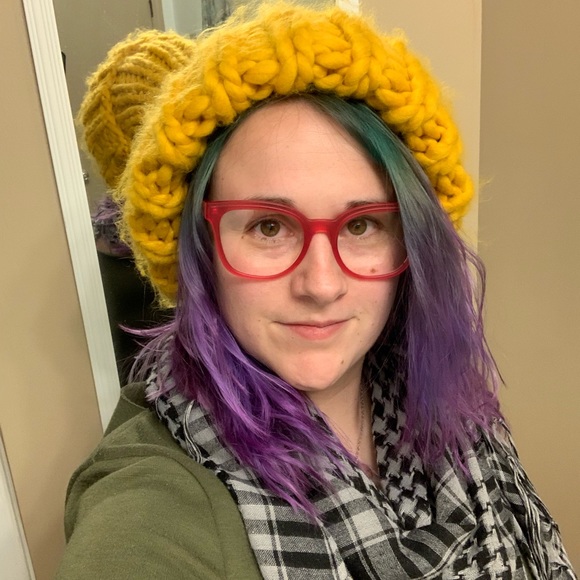 Profile Picture of Kelsi Strawn (@kmstrawn) on Poshmark