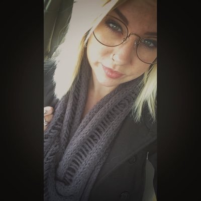 Profile Picture of Emerald Baker (@emeraldlee44) on Twitter