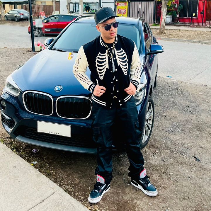 Profile Picture of Doug MacRay (@doug.macray23) on Tiktok