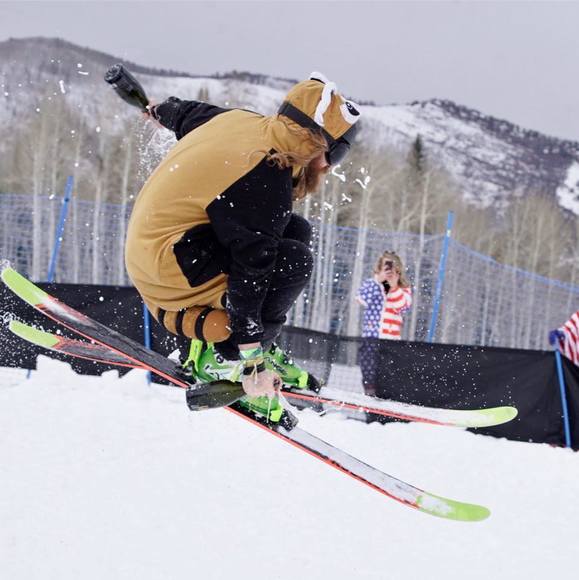 Profile Picture of Alexander Boase (@alexboase) on Poshmark