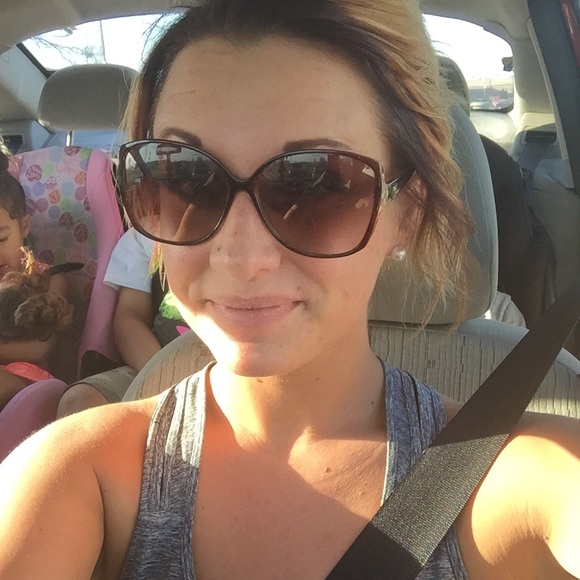 Profile Picture of Sadie Ehlinger (@sadie0603) on Poshmark