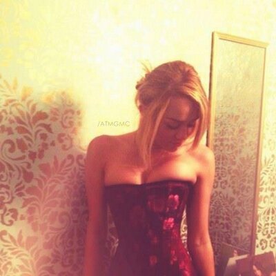 Profile Picture of Miley Ray Cyrus (@MiileyRayFinley) on Twitter