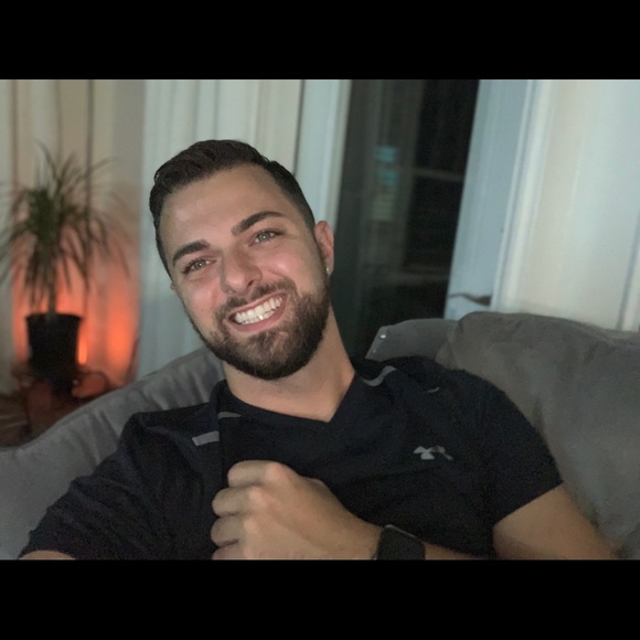 Profile Picture of Caleb Reynolds (@calebreynold531) on Poshmark